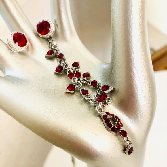 Vintage Ruby Red Rhinestone Necklace & Earrings - Picture 2 of 14